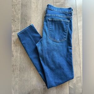 Frame Denim Le High Skinny in Deep Indigo Blue